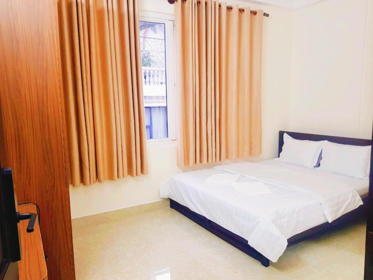 Hong Vinh Hotel โฮจิมินห์ซิตี้ ภายนอก รูปภาพ