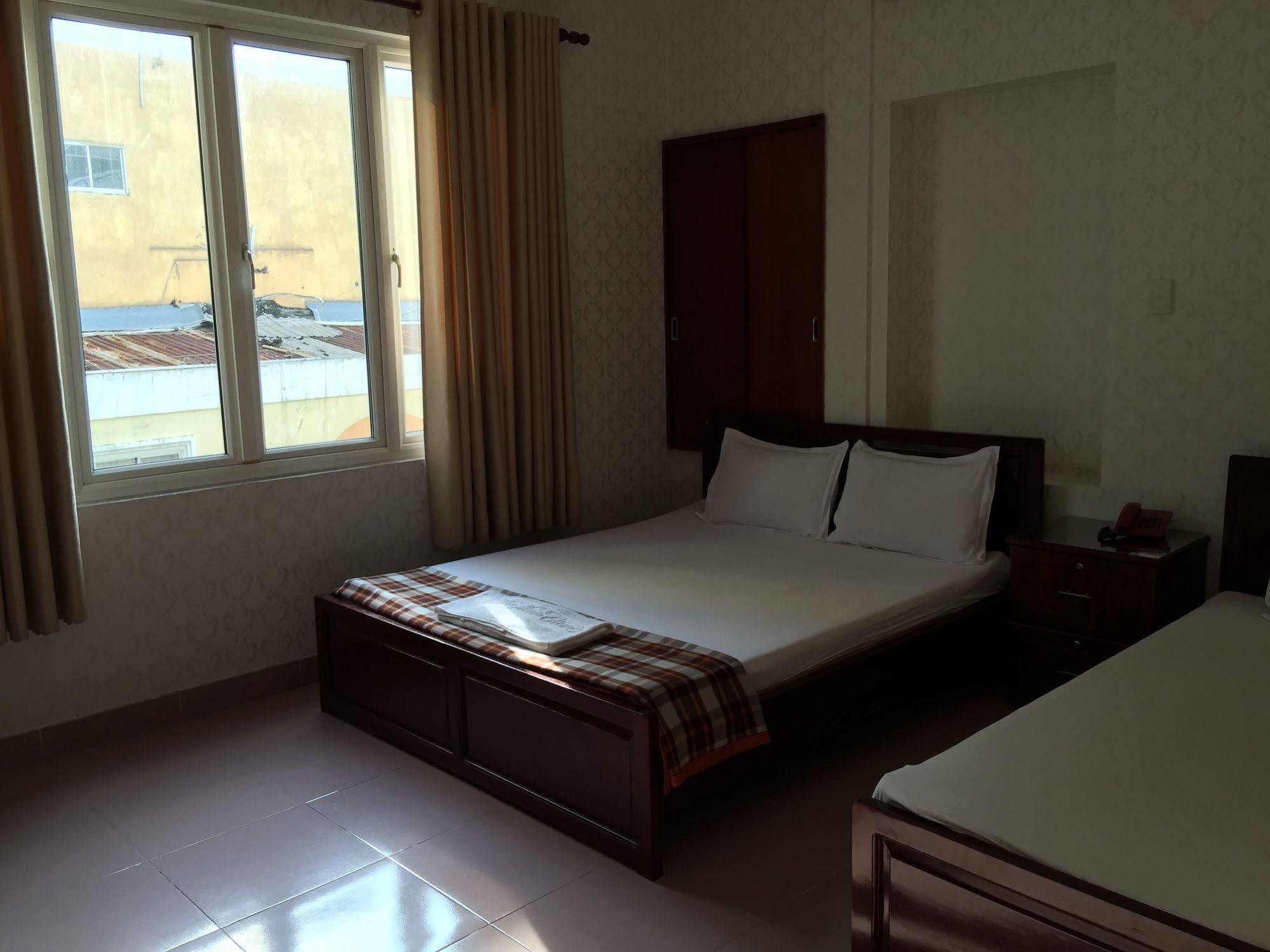 Hong Vinh Hotel โฮจิมินห์ซิตี้ ภายนอก รูปภาพ