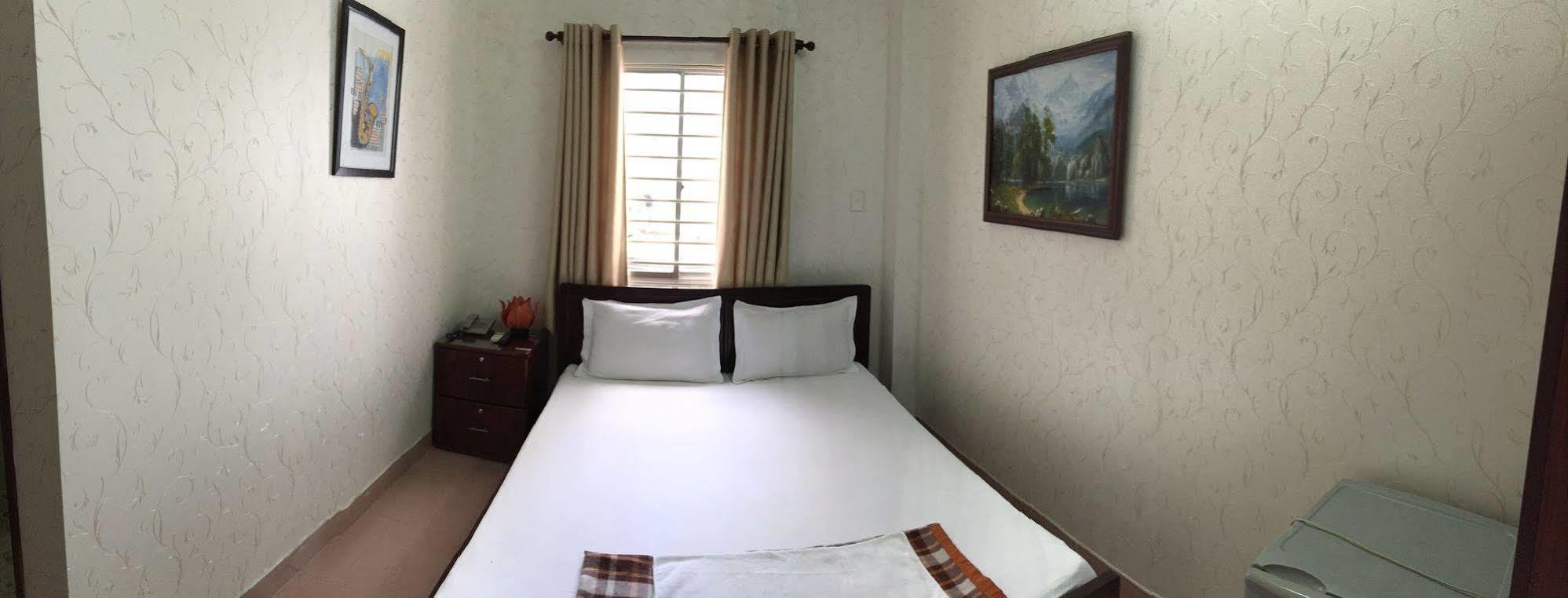 Hong Vinh Hotel โฮจิมินห์ซิตี้ ภายนอก รูปภาพ