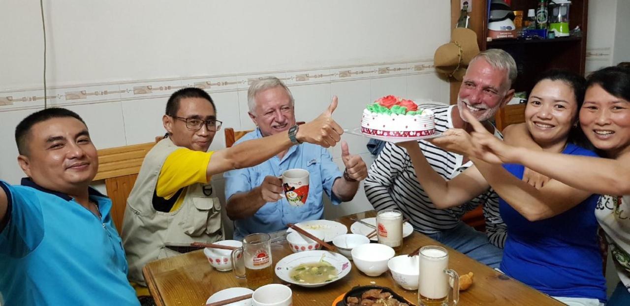 Hong Vinh Hotel โฮจิมินห์ซิตี้ ภายนอก รูปภาพ