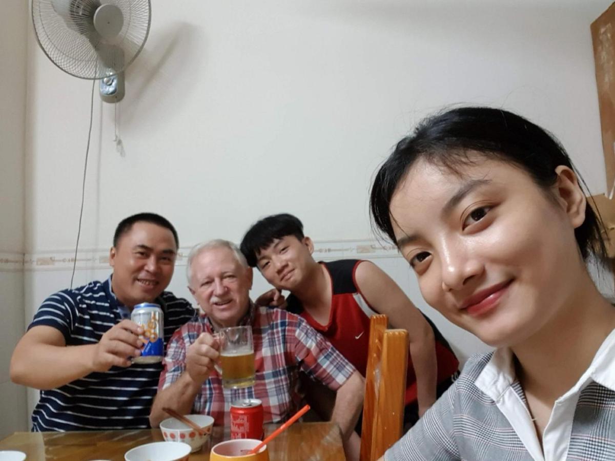 Hong Vinh Hotel โฮจิมินห์ซิตี้ ภายนอก รูปภาพ
